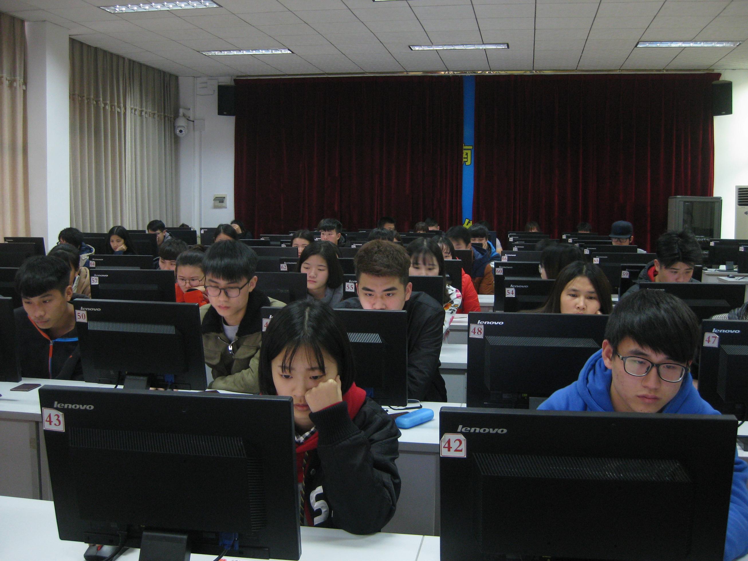 学员通过党校考试系统参加结业考试